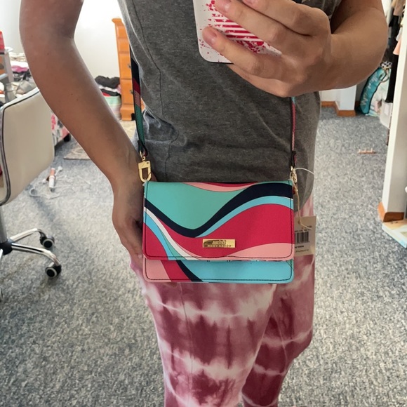 ✨HP✨ Trina Turk | Crossbody - Picture 4 of 8